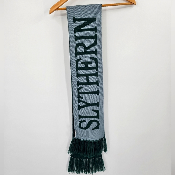 Harry Potter Scarf Green Gray - Picture 5 of 8